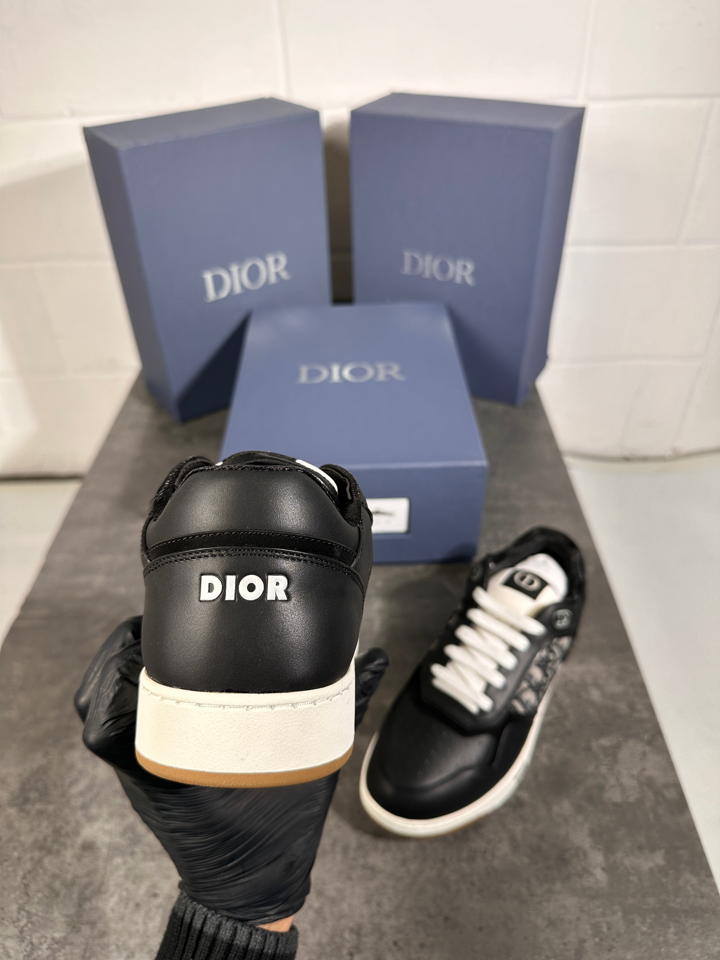 Dior b27 black