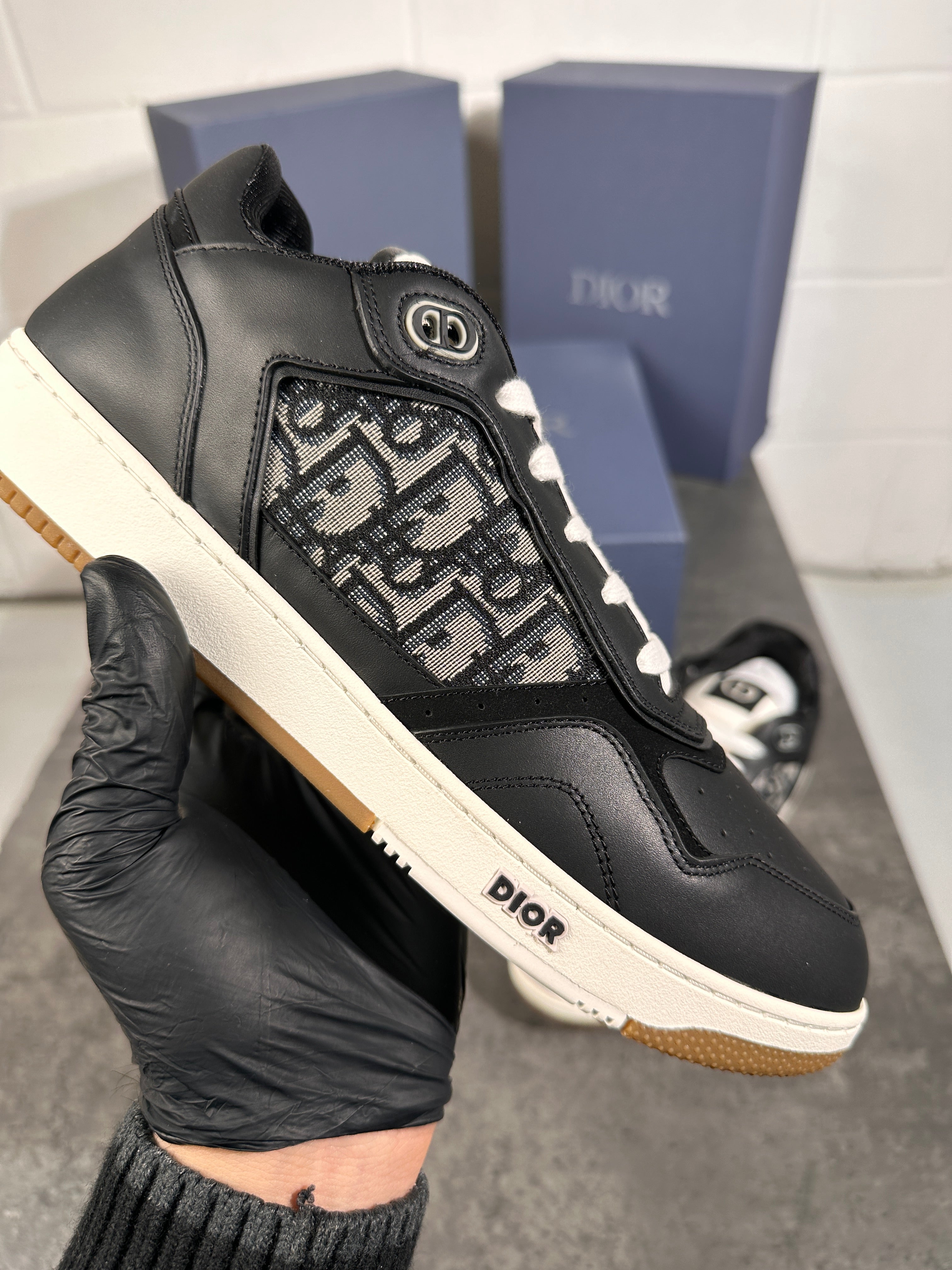 Dior b27 black